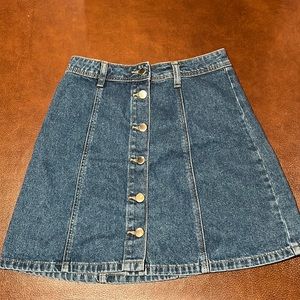H&M Denim Skirt. Has been worn only once. :)